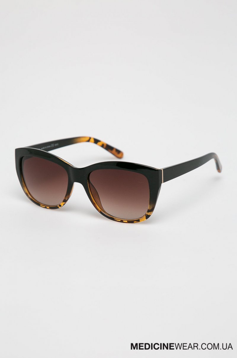 Сонцезахисні окуляри жіночі BASIC RS19-OKD602
