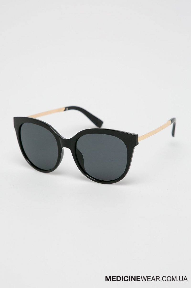 Сонцезахисні окуляри жіночі BASIC RS19-OKD900