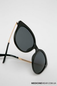 Сонцезахисні окуляри жіночі BASIC RS19-OKD900