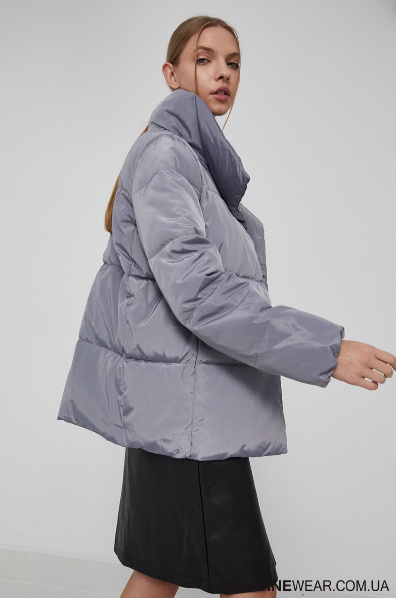 Куртка жіноча ESSENTIAL RW21-KUD601