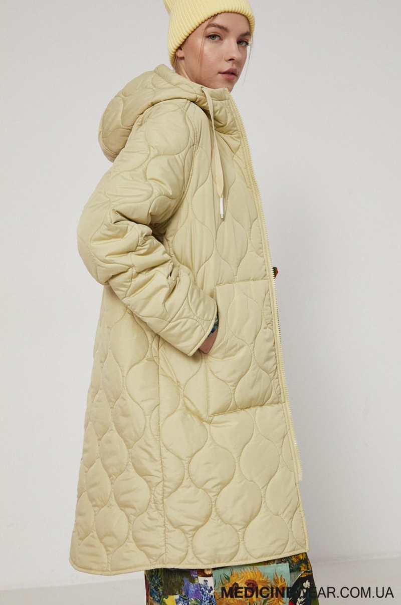 Куртка жіноча ESSENTIAL RS22-KPD203