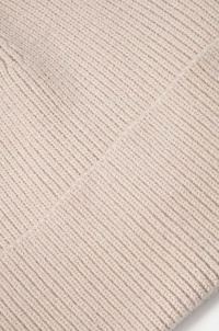 Женская шапка MEDICINE RW24-CAD041