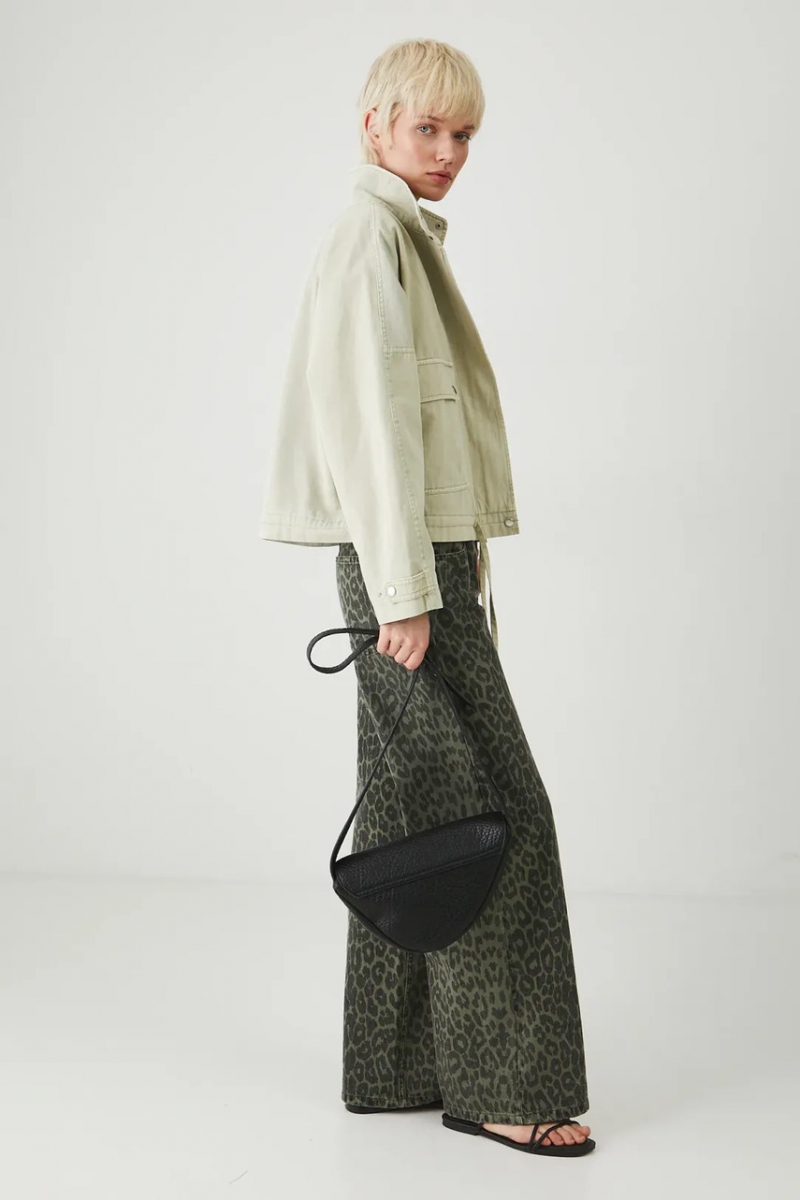 Куртка-бомбер жіноча MEDICINE  RS25-KUD507