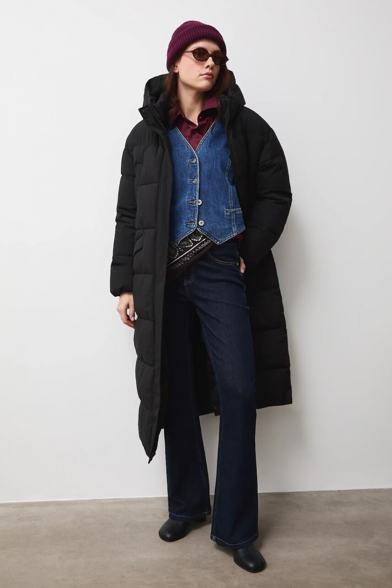 Пальто жіноче MEDICINE RW25-KPDB02