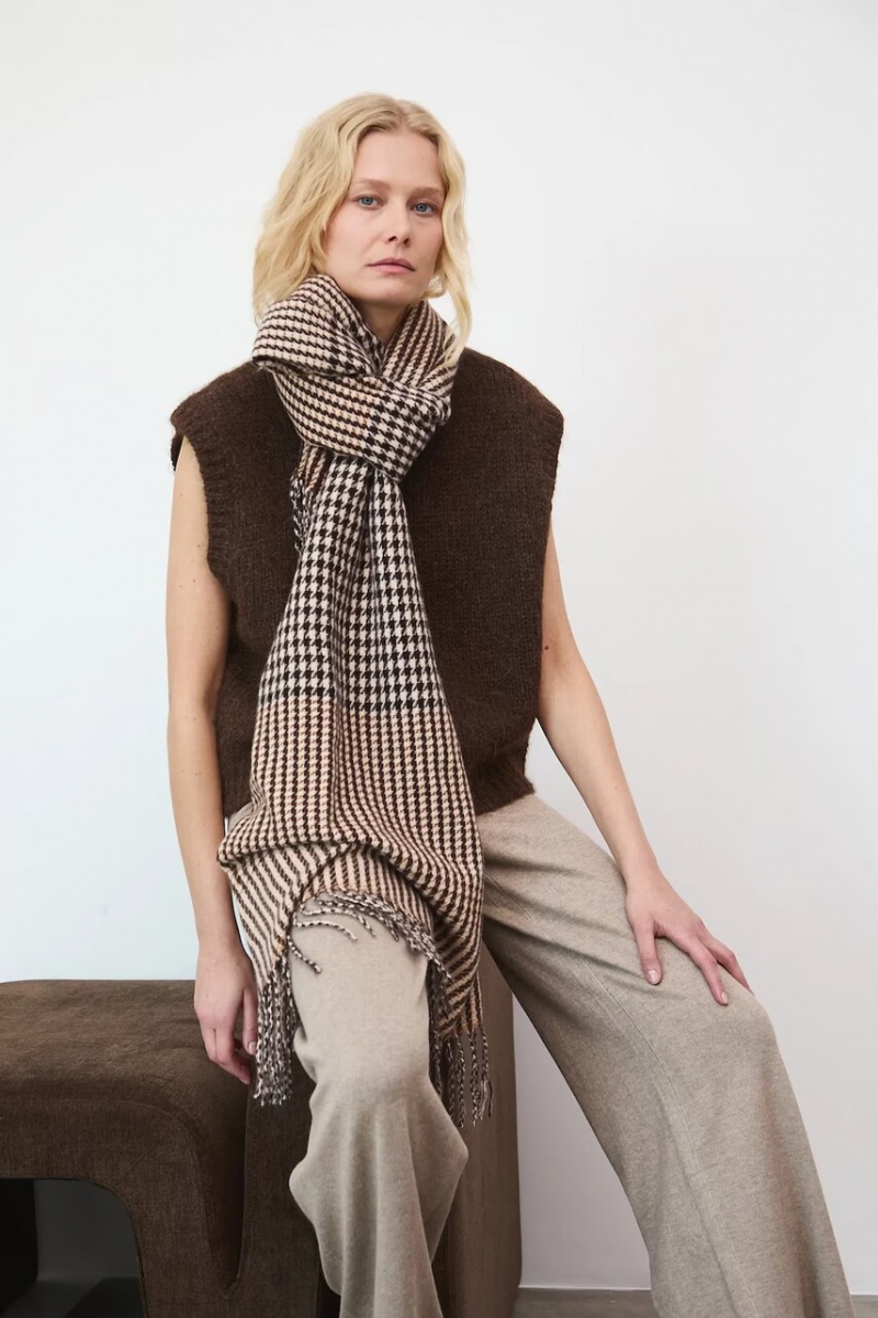 Шарф жіночий MEDICINE RW25-SAD906