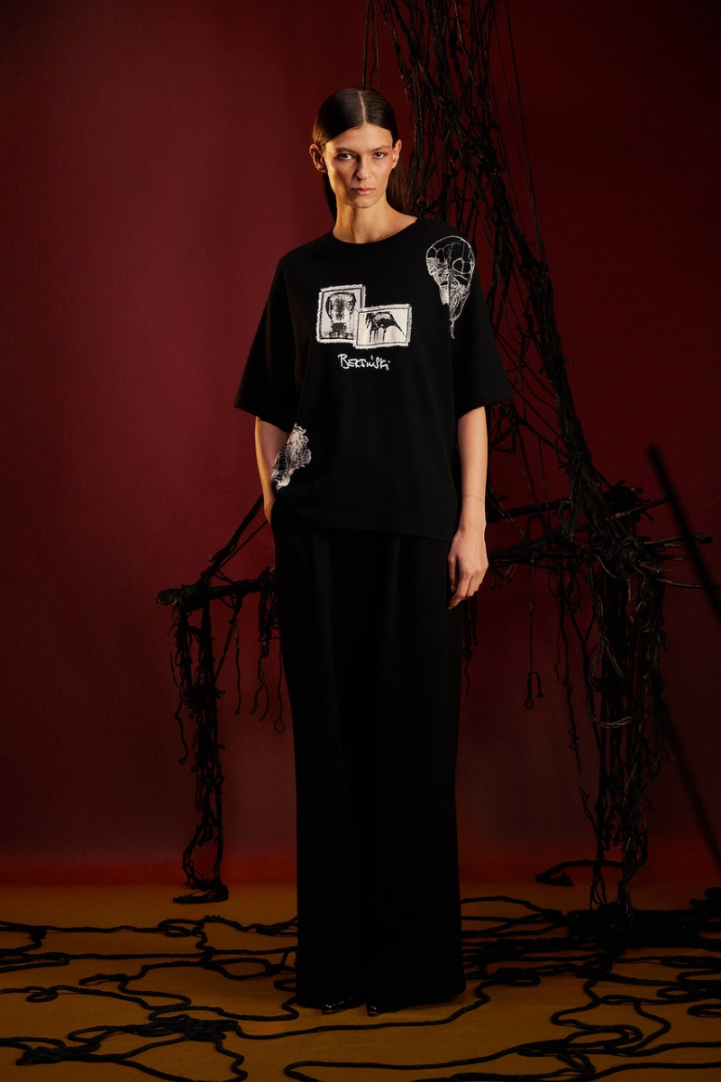 Футболка жіноча MEDICINE  RW25-TSDA56