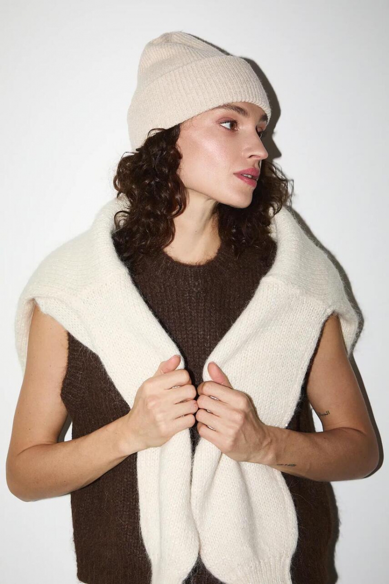 Шапка жіноча з домішкою вовни MEDICINE RW25-CDD914