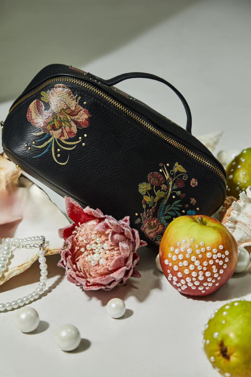 Косметичка жіноча MEDICINE RW25-COU851