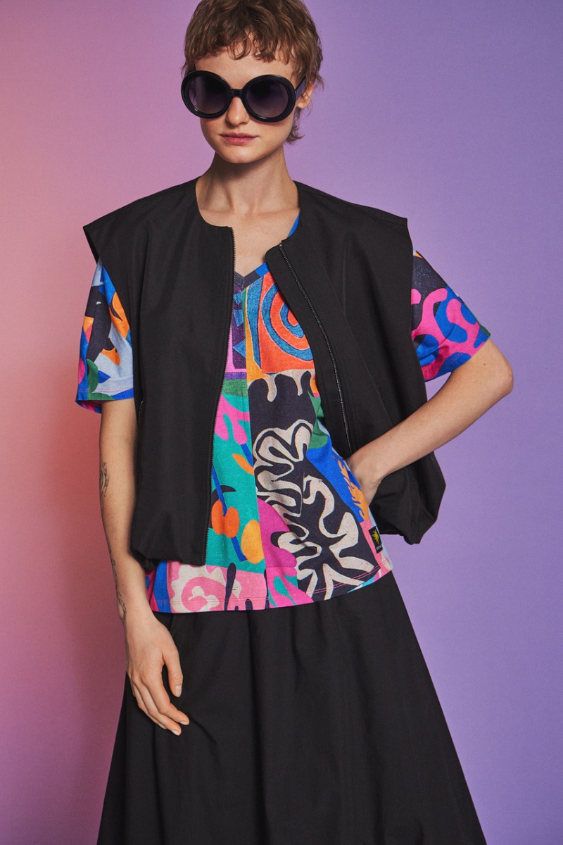 Футболка жіноча MEDICINE  RS26-TSD253