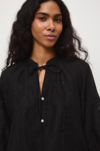 Блузка жіноча MEDICINE RS26-BKD300